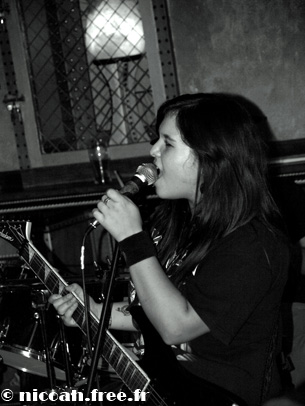2011 NOVEMBRE BURNING FACE
